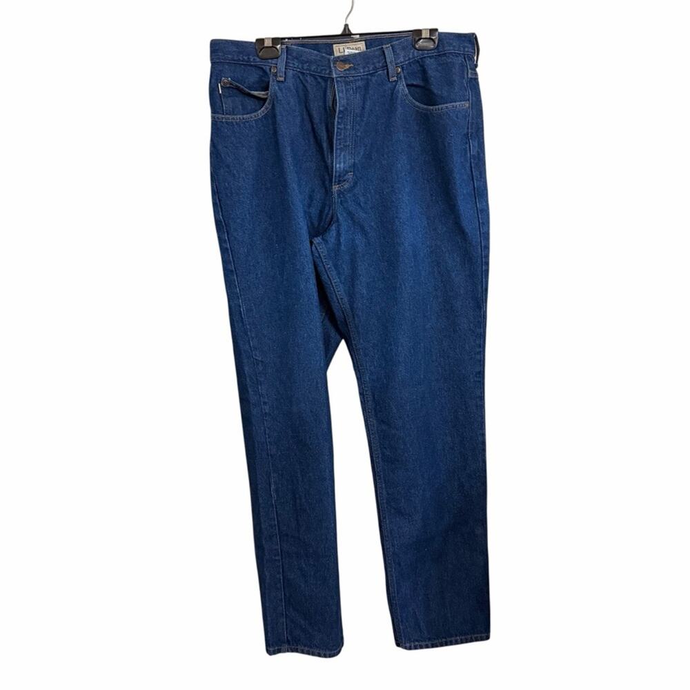 L. L. Bean Cassic Fit men's Blue jeans size 38x34 100% Cotton